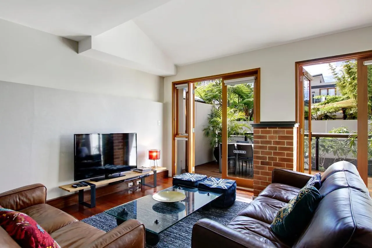 Byron Butter Factory Apartments Byron Bay Aparthotel