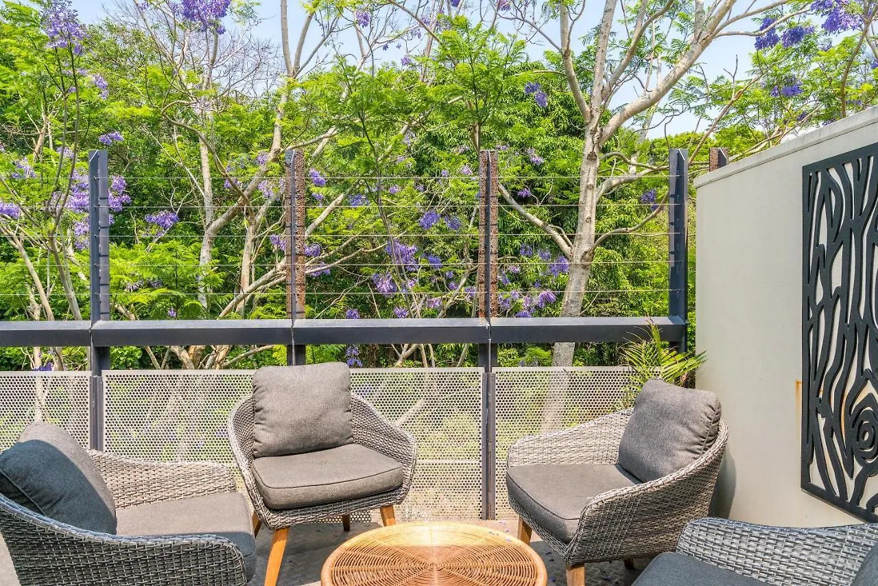 Byron Butter Factory Apartments 바이런베이